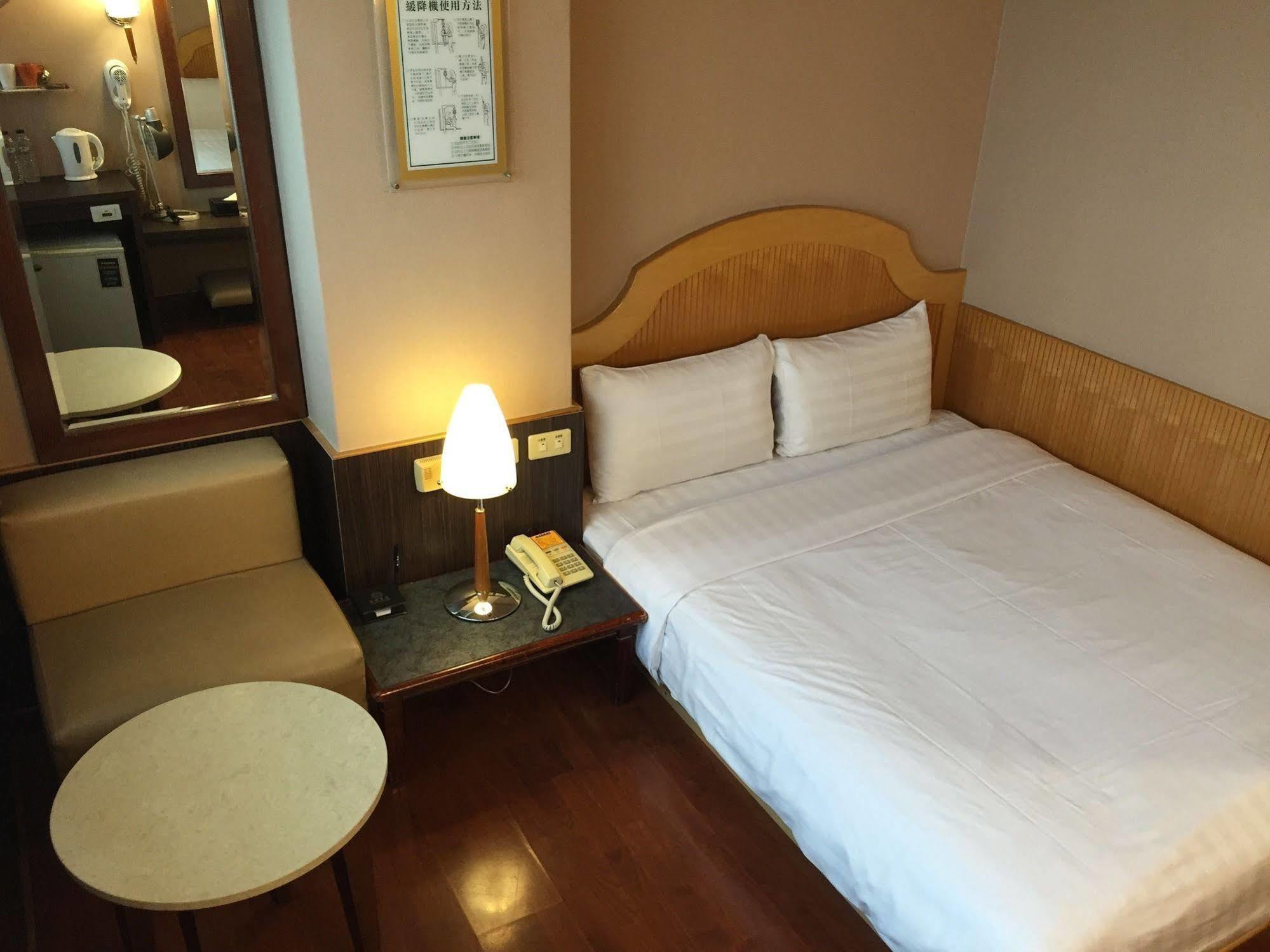 Goodness Hotel Kaohsiung Exteriör bild